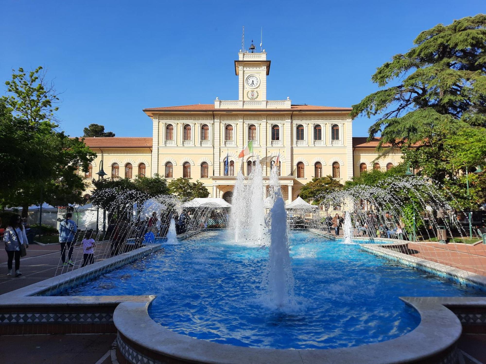 Centromare Appartement Cattolica Buitenkant foto